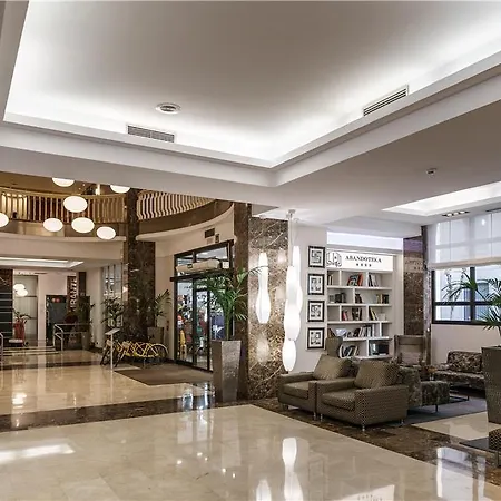 Hotell Abando 4*