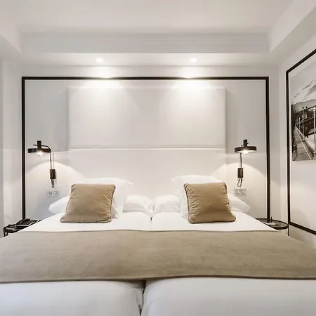 Hotel Ilunion Abando 4*