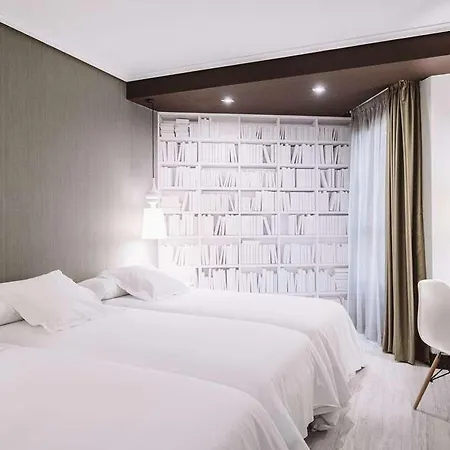 Hotel Ilunion Abando Bilbao 4*